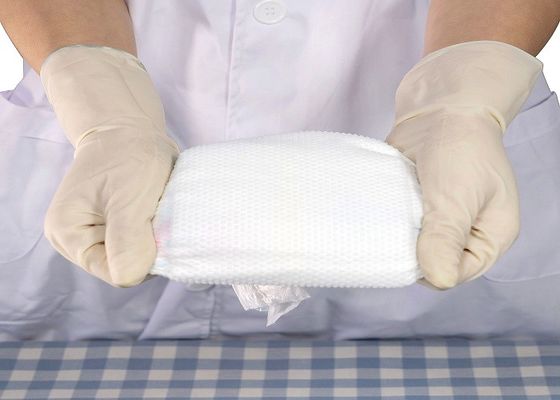 De geperforeerde van de de Babyluier van Topsheet Zachte Sterke Magische Goedgekeurde Banden ISO